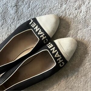 CHANEL Black and Cream Flats